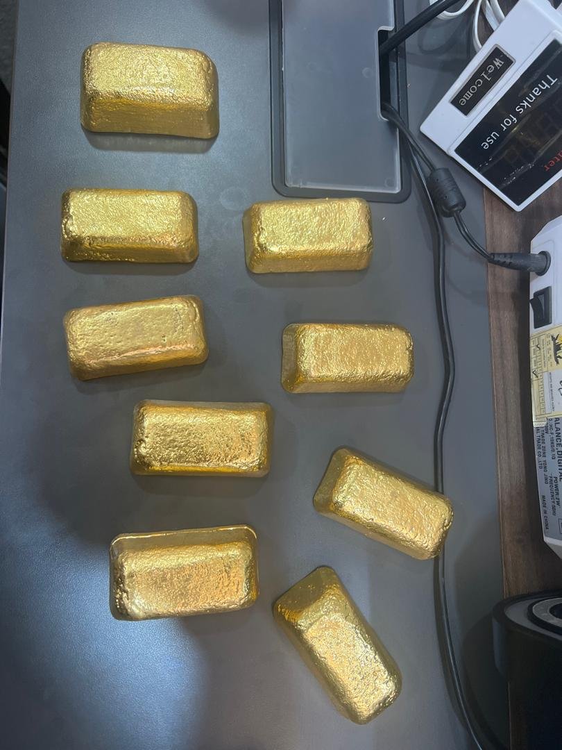Gold inventory prepared for weighing at the trading desk